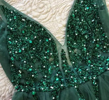 Charger l&#39;image dans la galerie, Beading Crystal High Splits Gown