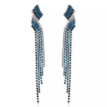 Carregar imagem no visualizador da galeria, Blue Tassel Drop Earrings