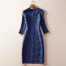 Carica l&#39;immagine nel visualizzatore di Gallery, Flower Crochet Embroidery Sequined Dress