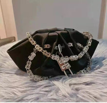 Cargar imagen en el visor de la galería, Designer Chain Ruched Pouch Bag