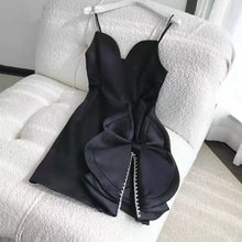 Charger l&#39;image dans la galerie, Diamond Bow Tie Split Spaghetti Strap Skinny Mini Dress