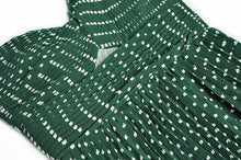 Cargar imagen en el visor de la galería, Green Runway Dot Hollow Out Dress