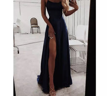 Charger l&#39;image dans la galerie, High Slit Cross Back Prom Gown
