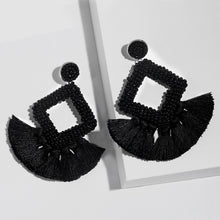 Charger l&#39;image dans la galerie, Beaded Tassel Drop Earrings