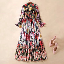 Load image into Gallery viewer, Runway Floral Maxi Dress